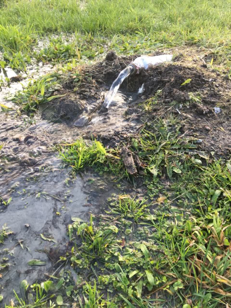 The photograph attached to this water supply report