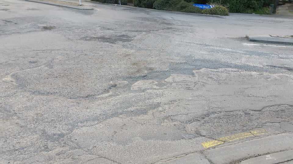 The photograph attached to this roading/streets report