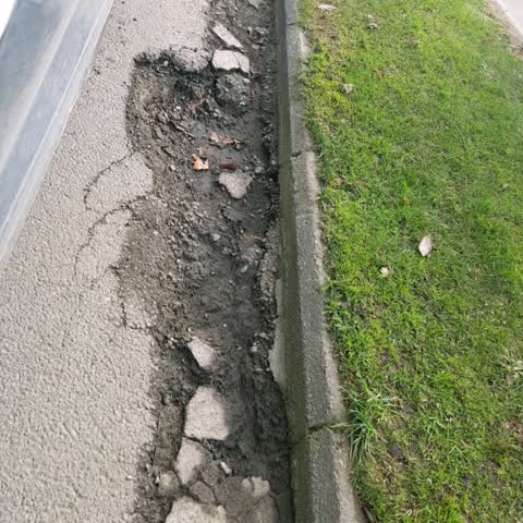 Roading/Streets, a report photo