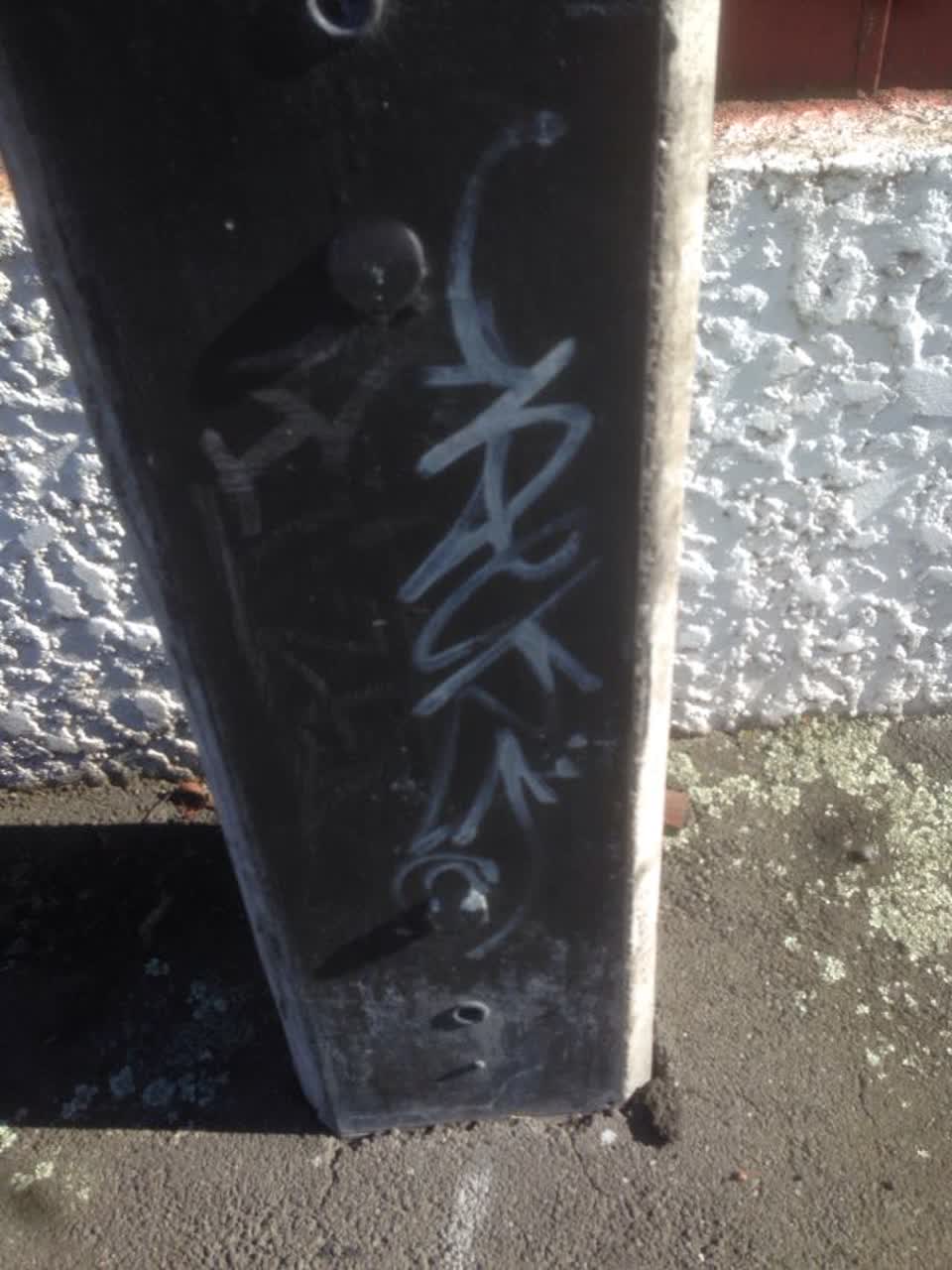 The photograph attached to this graffiti report