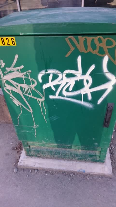 Graffiti, a report photo