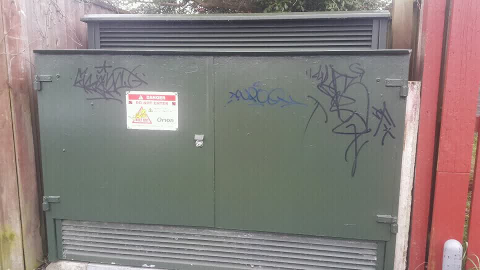 The photograph attached to this graffiti report