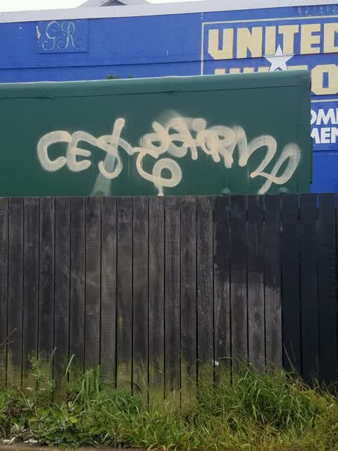 Graffiti, a report photo