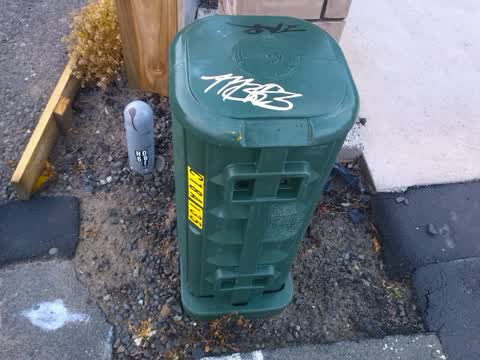 Graffiti, a report photo