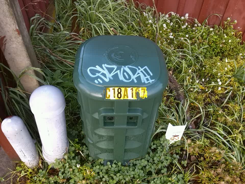 The photograph attached to this graffiti report