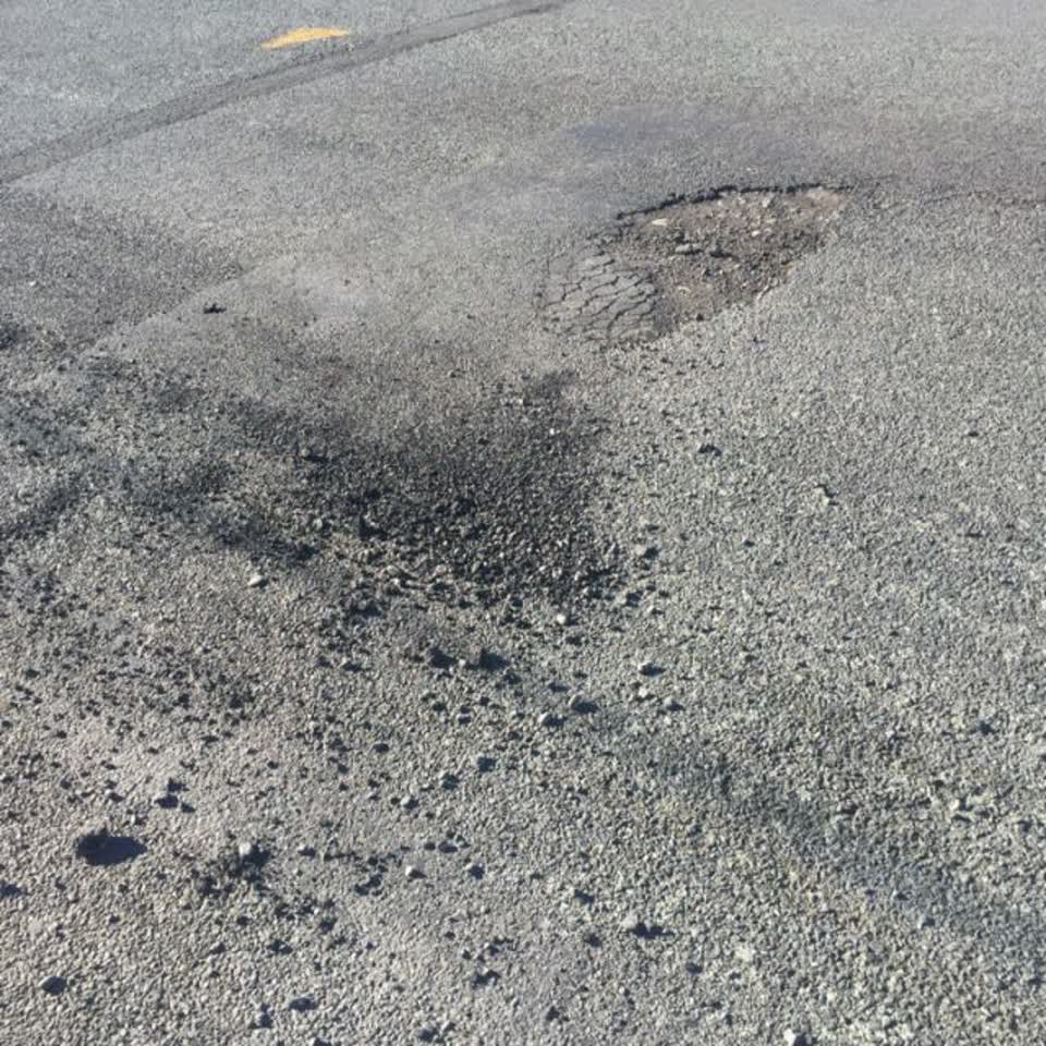 The photograph attached to this roading/streets report