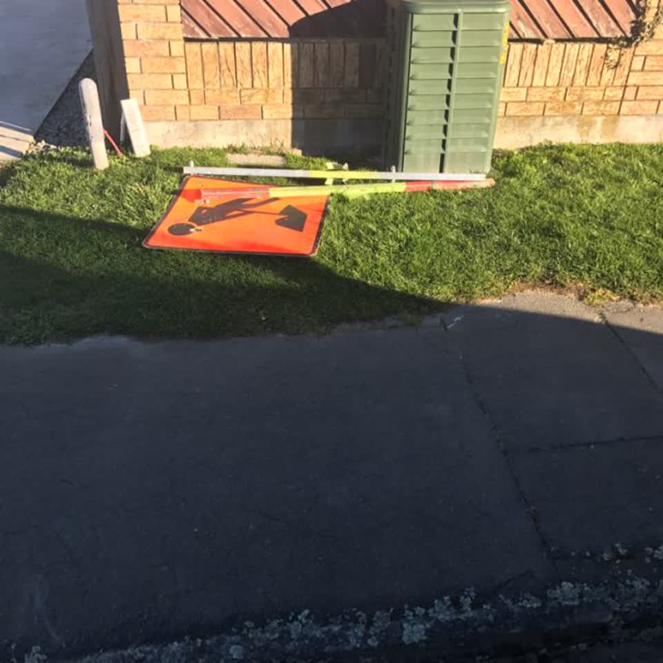 The photograph attached to this roading/streets report