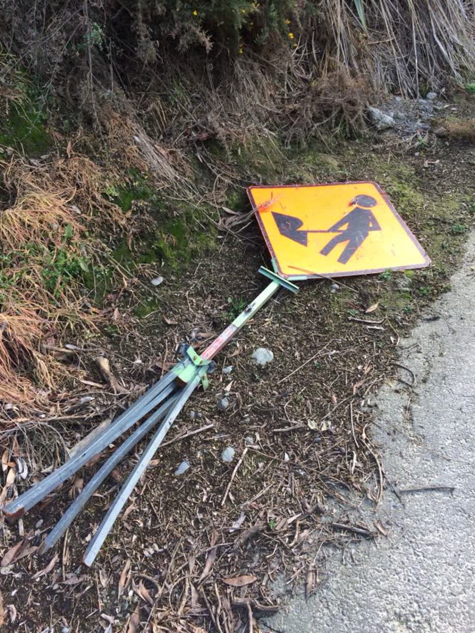 The photograph attached to this roading/streets report