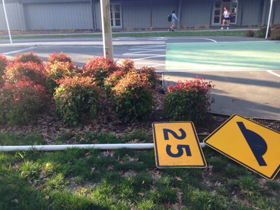The photograph attached to this roading/streets report