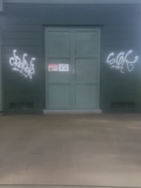 Graffiti, a report photo