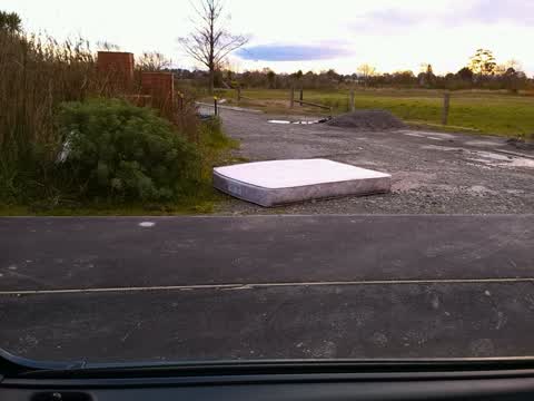Rubbish/Recycling, a report photo