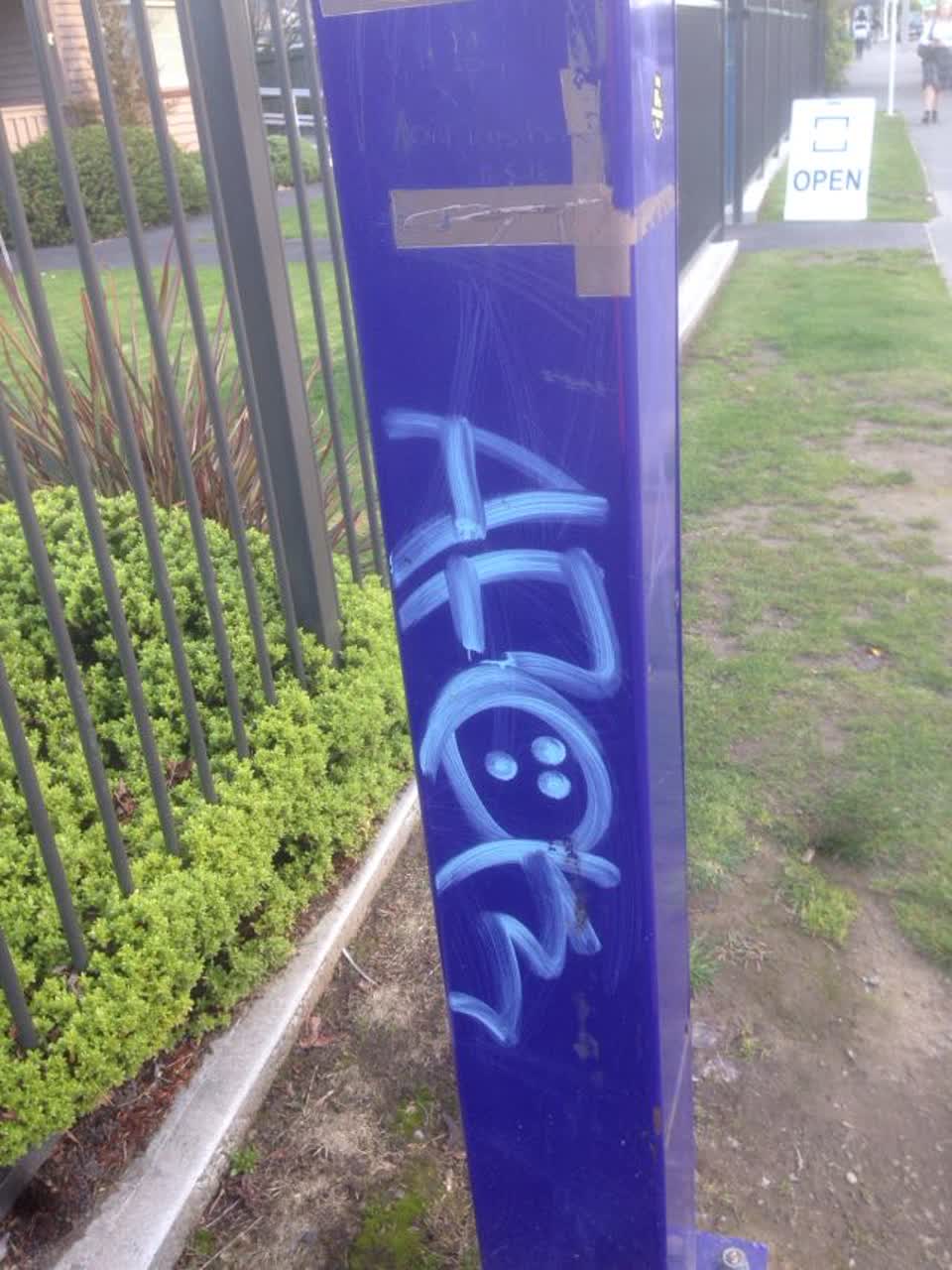 The photograph attached to this graffiti report