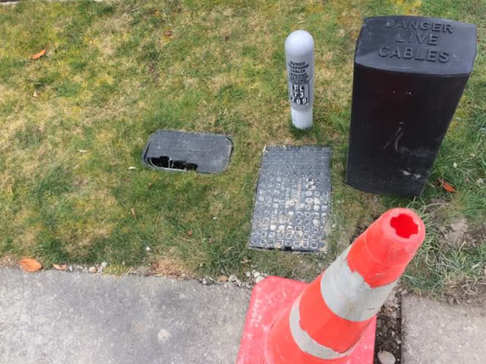 The photograph attached to this roading/streets report