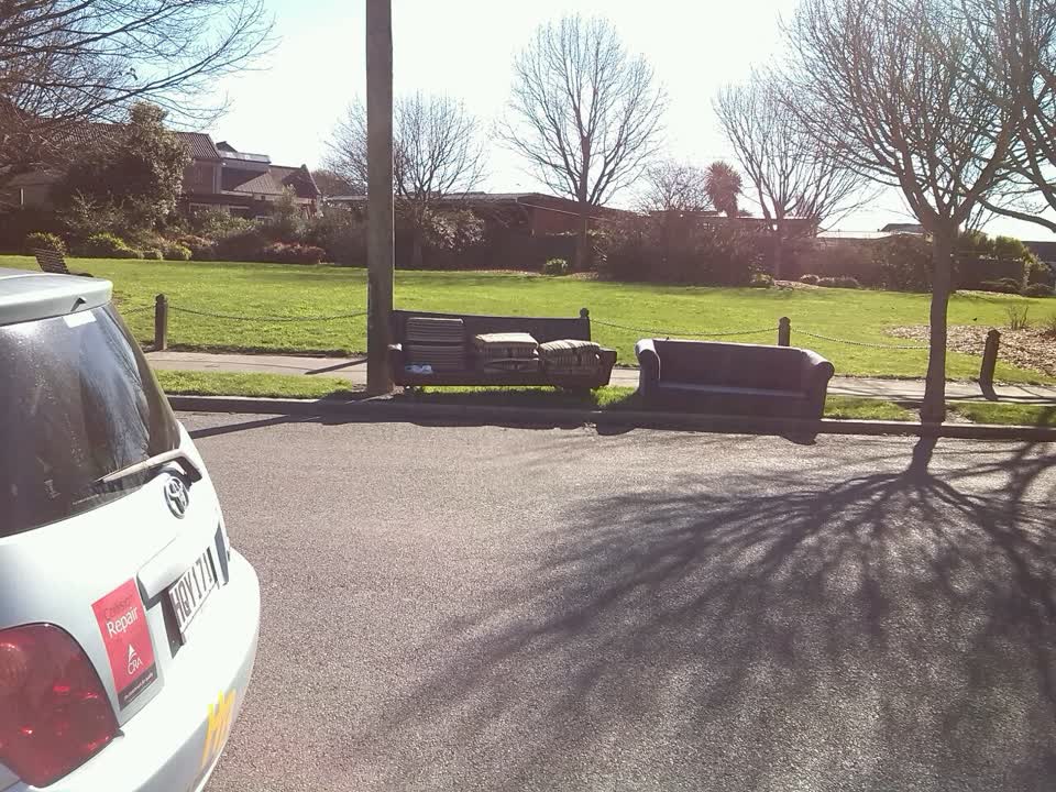 The photograph attached to this rubbish/recycling report