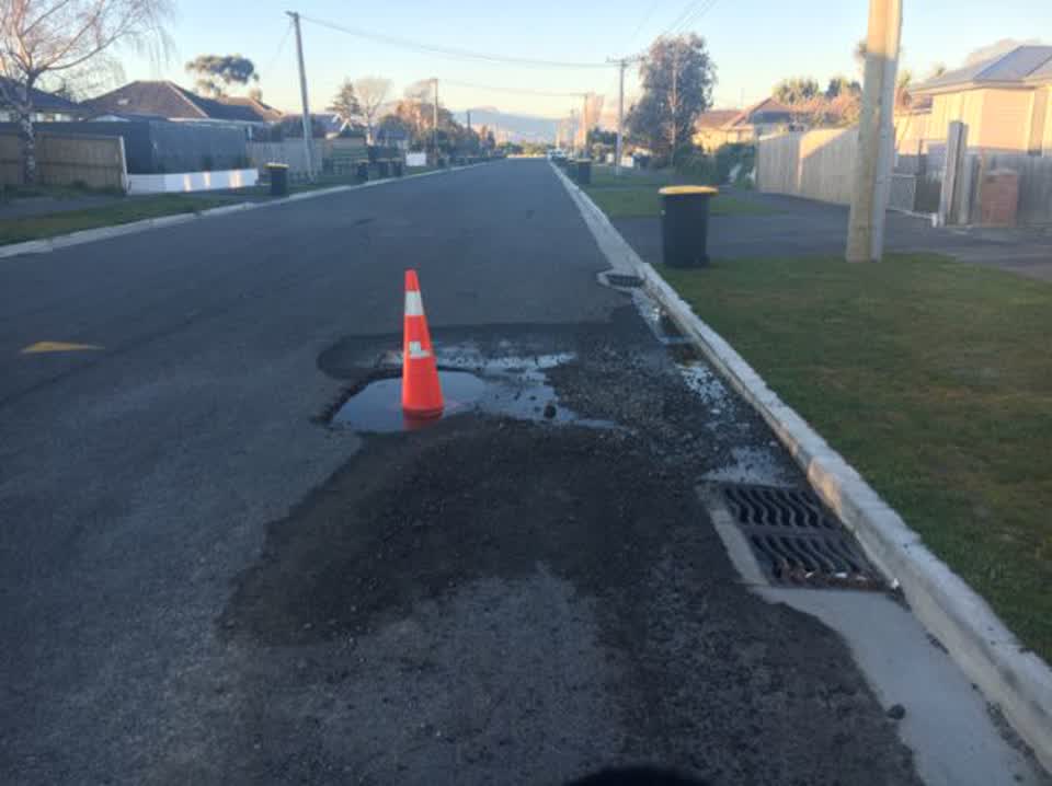 The photograph attached to this roading/streets report