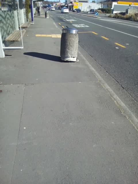Rubbish/Recycling, a report photo