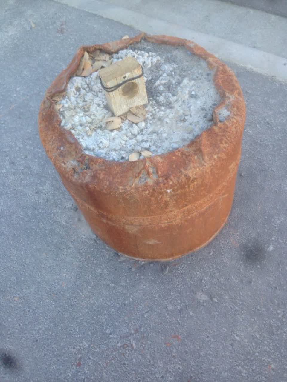 The photograph attached to this roading/streets report