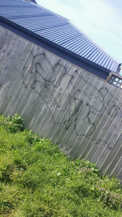 Graffiti, a report photo