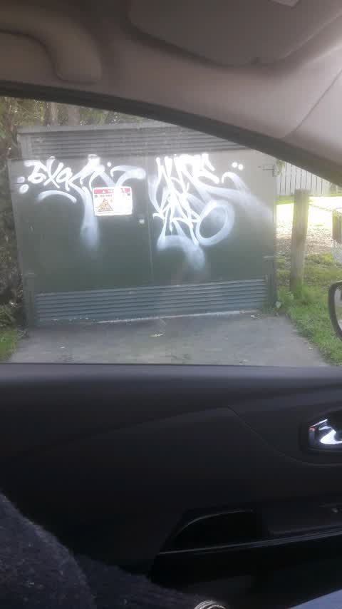 Graffiti, a report photo