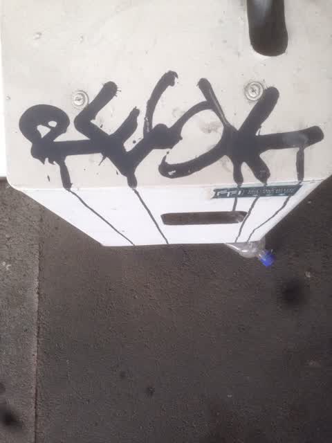 Graffiti, a report photo
