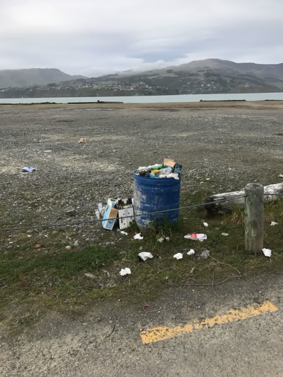 The photograph attached to this rubbish/recycling report