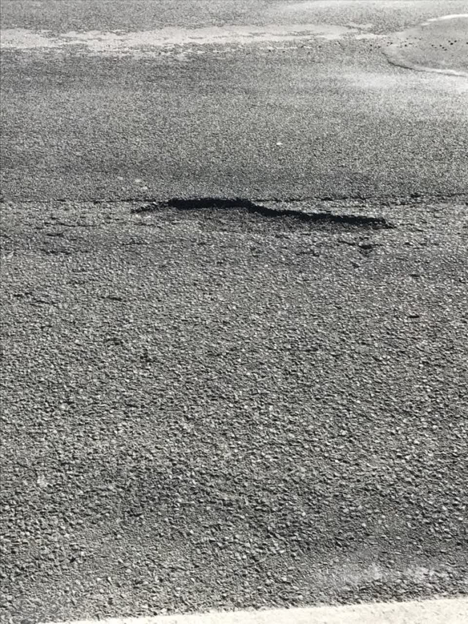 The photograph attached to this roading/streets report