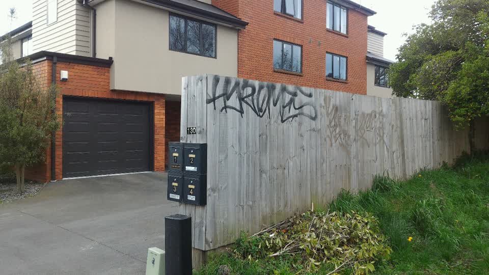 The photograph attached to this graffiti report
