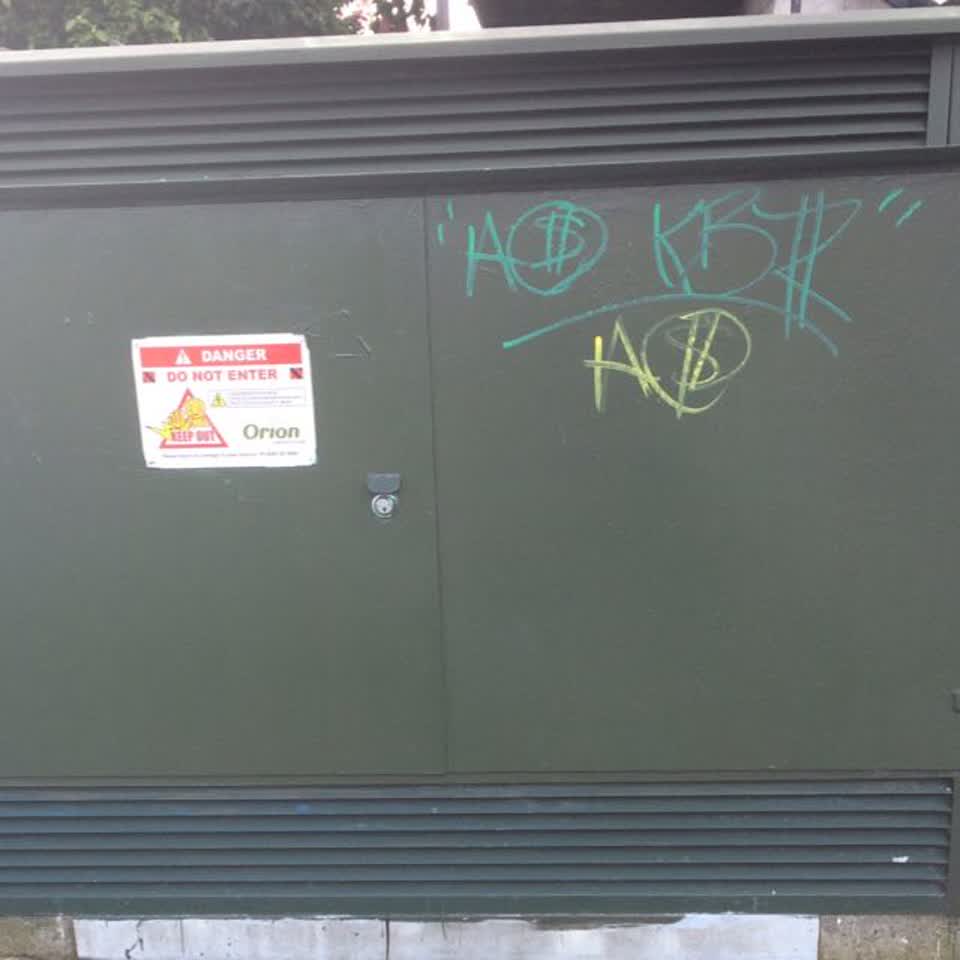 The photograph attached to this graffiti report