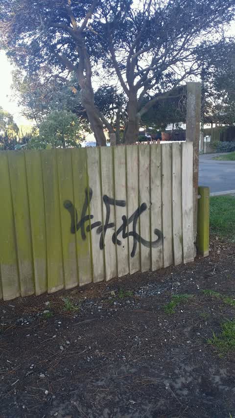 Graffiti, a report photo