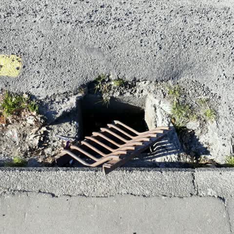 Roading/Streets, a report photo