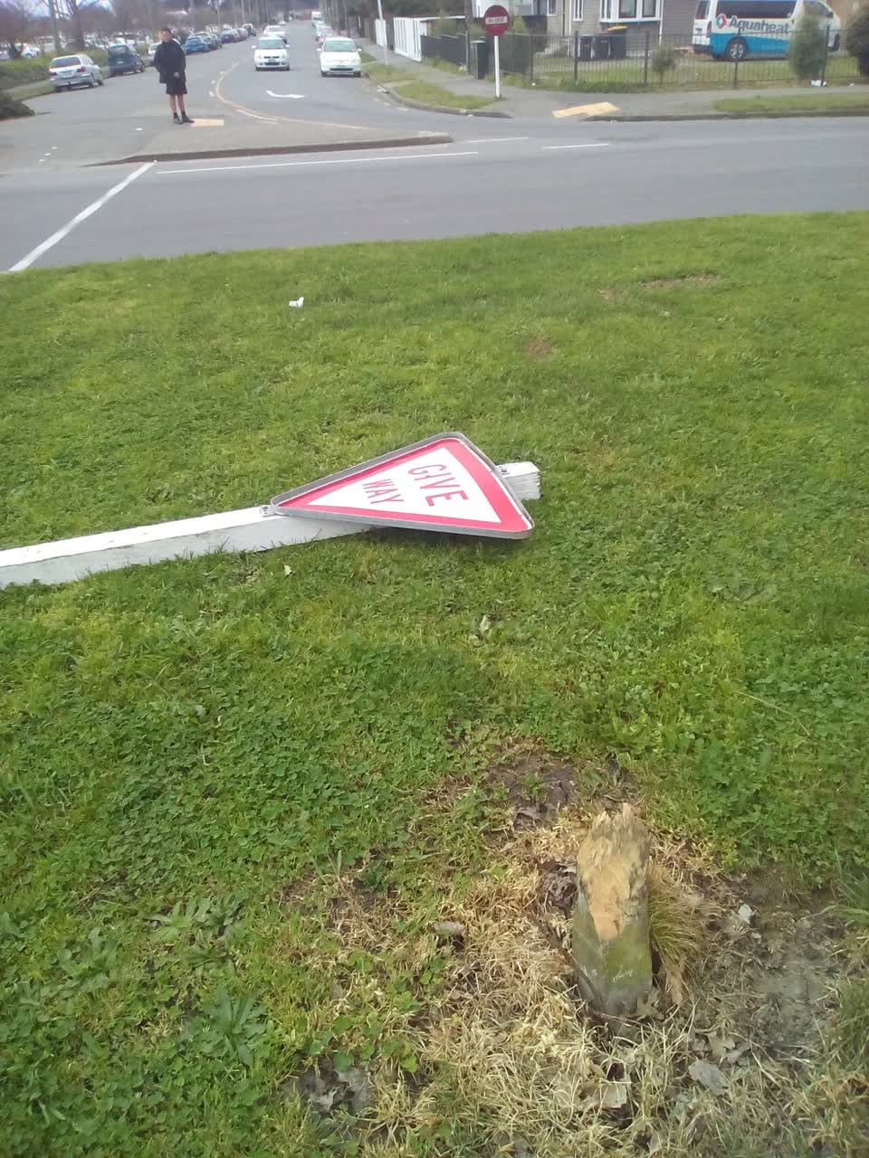 The photograph attached to this roading/streets report