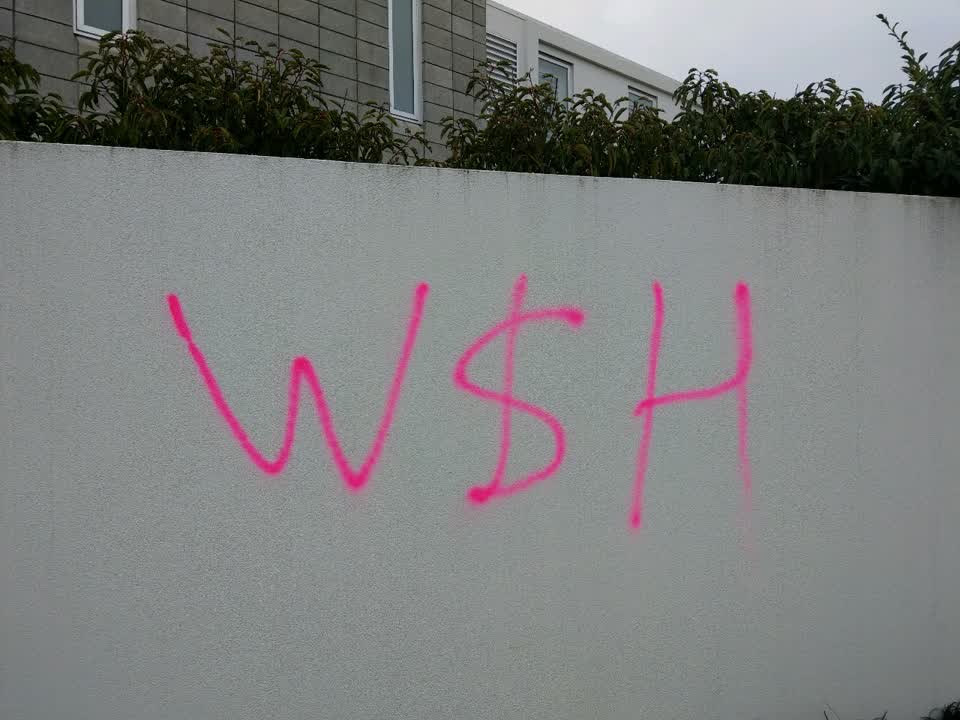 The photograph attached to this graffiti report