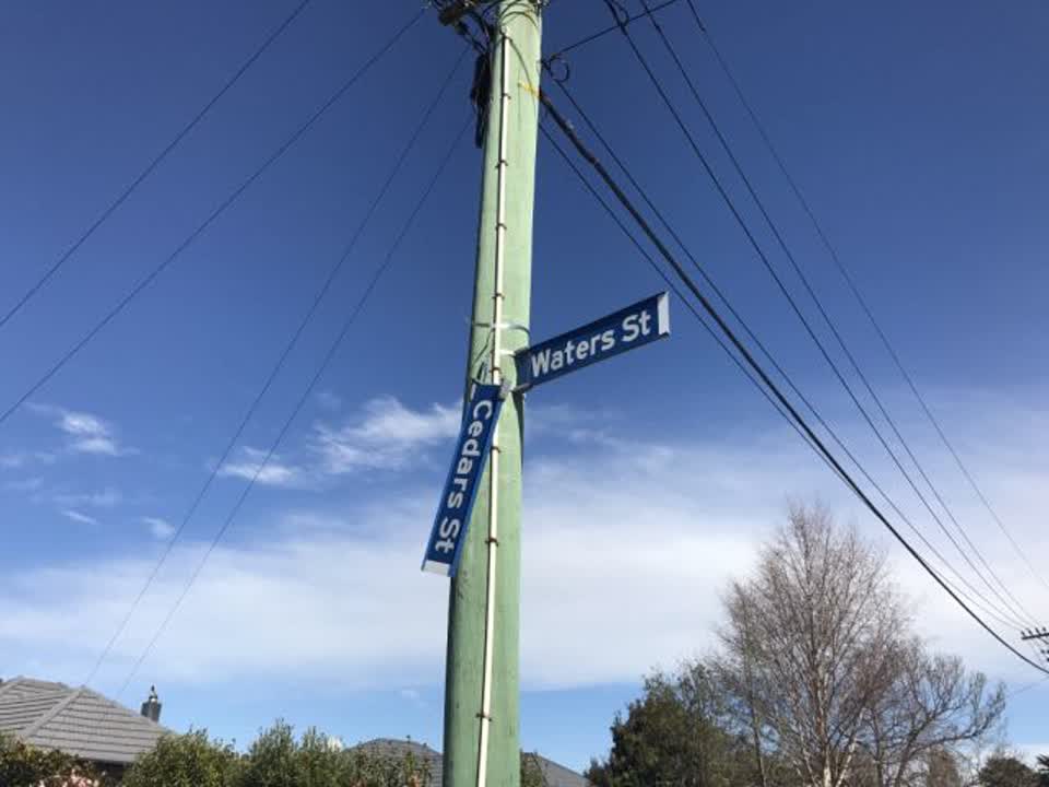 The photograph attached to this roading/streets report