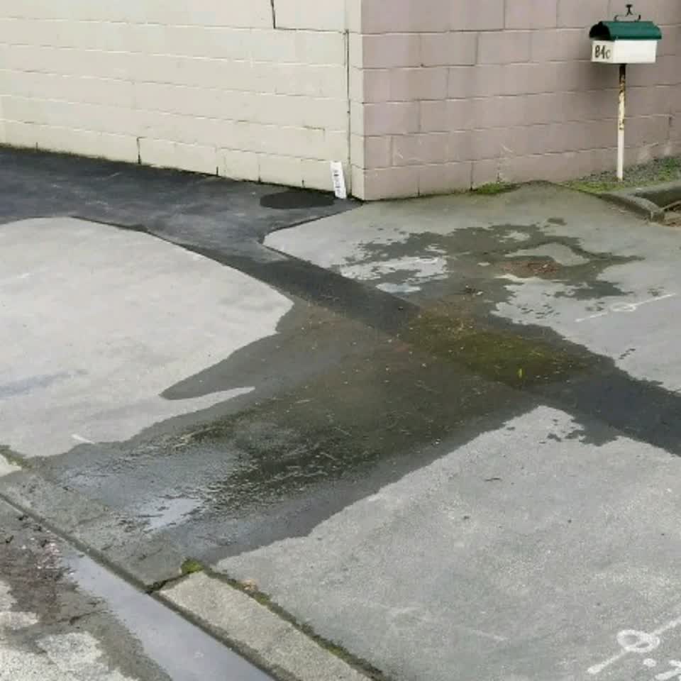 The photograph attached to this water supply report