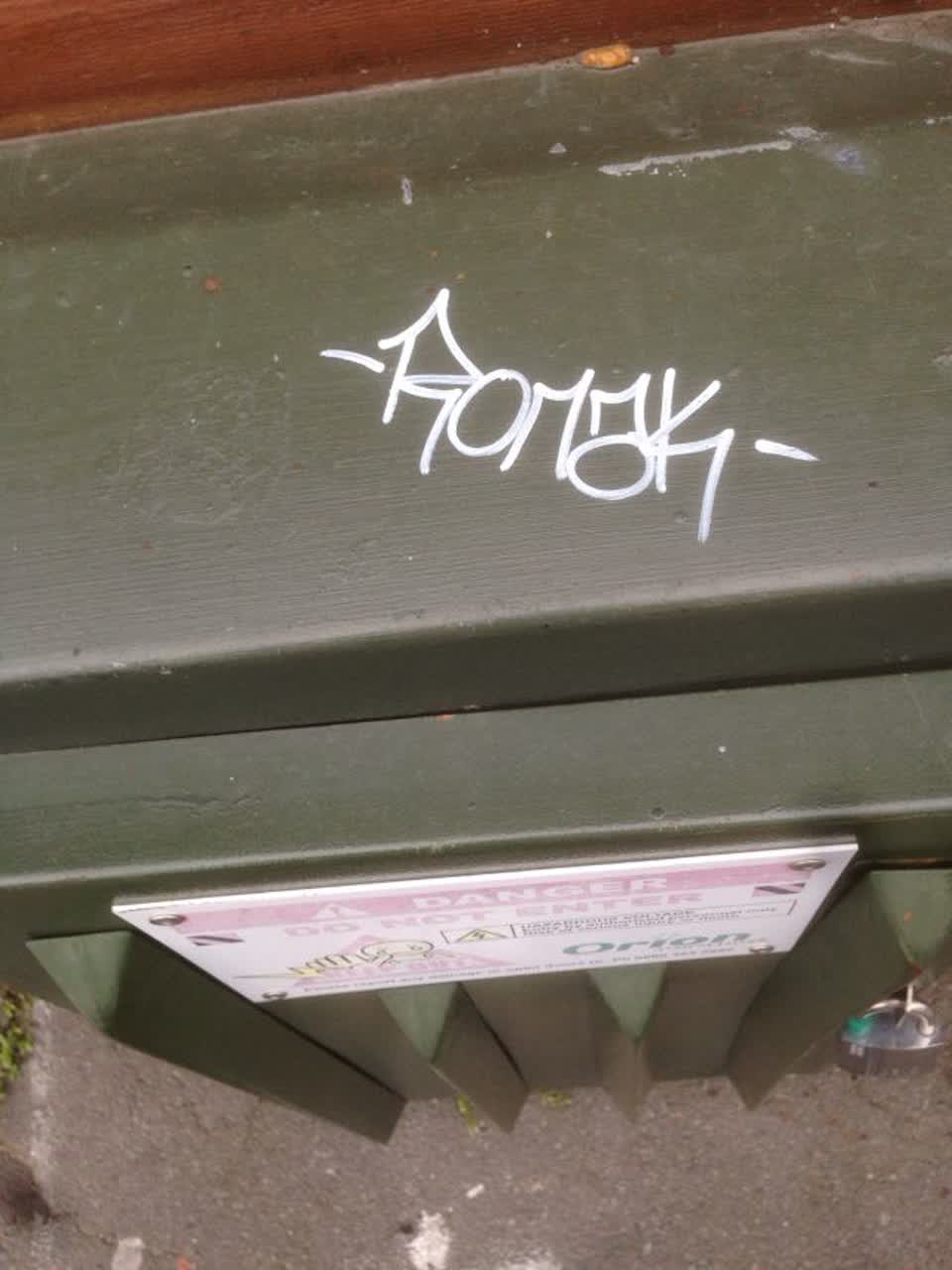 The photograph attached to this graffiti report