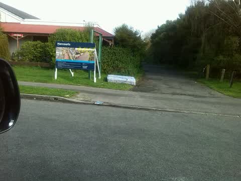 Rubbish/Recycling, a report photo