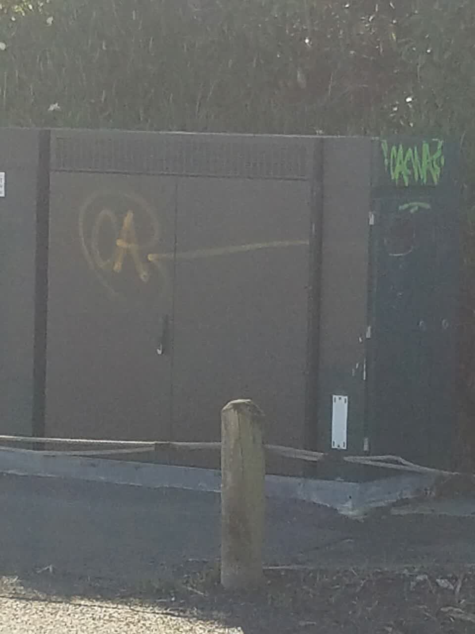 The photograph attached to this graffiti report