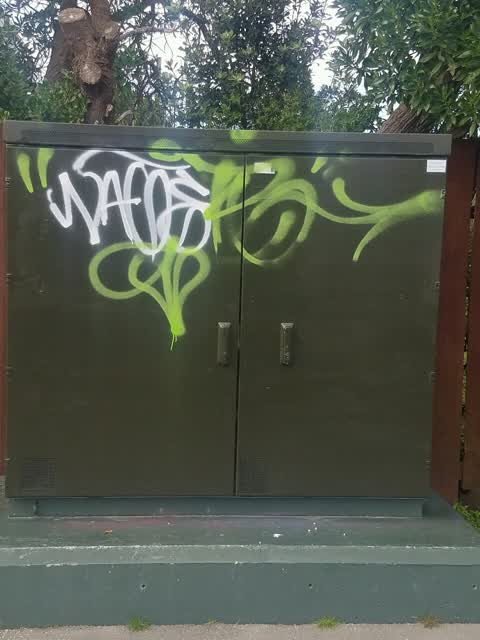 Graffiti, a report photo