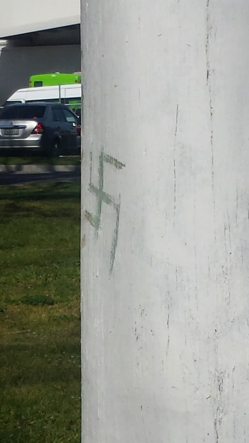 The photograph attached to this graffiti report
