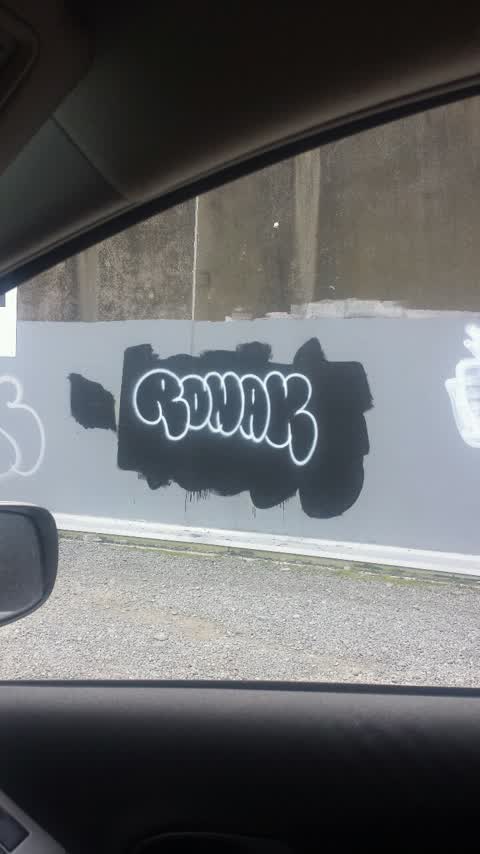 Graffiti, a report photo