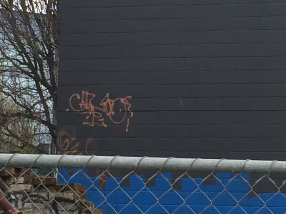 The photograph attached to this graffiti report