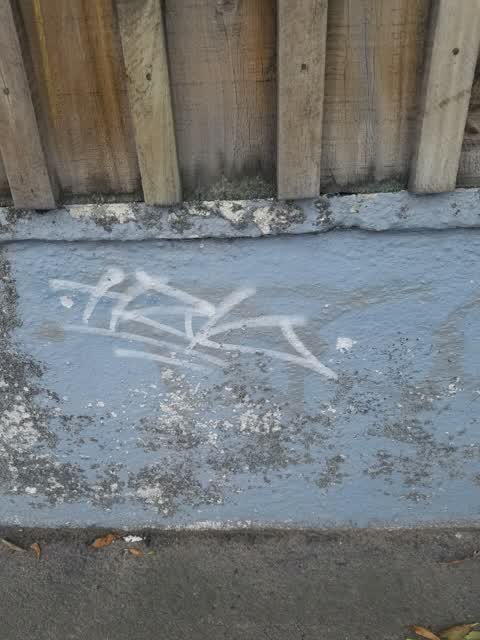 Graffiti, a report photo