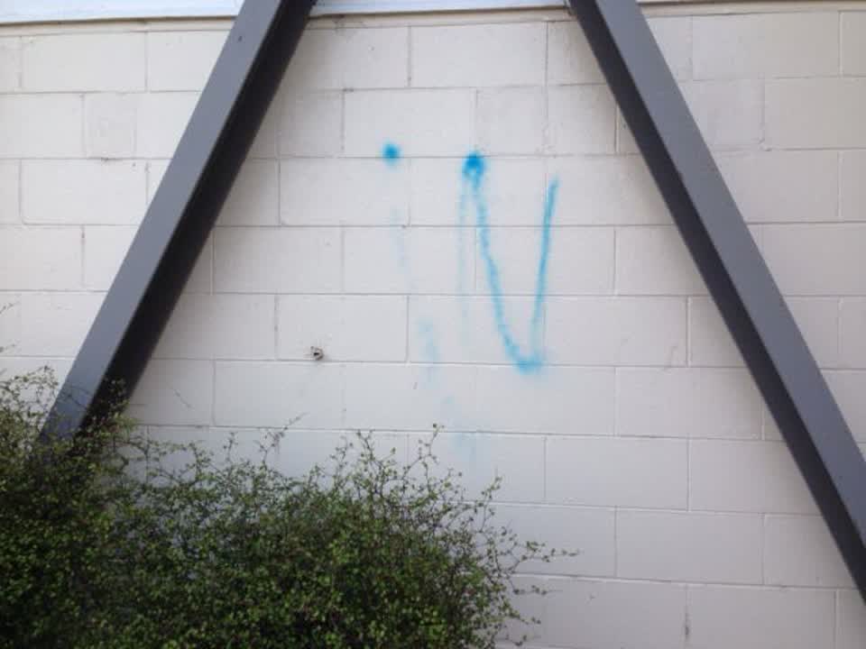 The photograph attached to this graffiti report