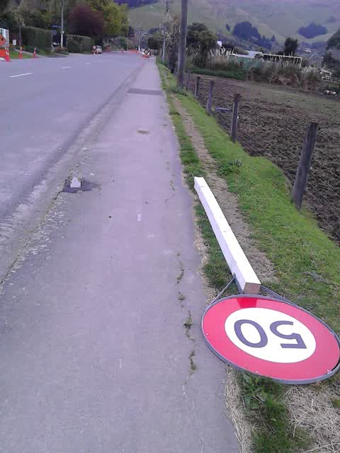 Roading/Streets, a report photo