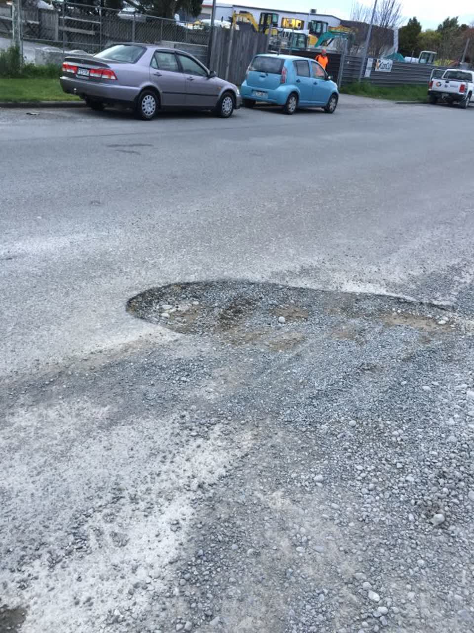 The photograph attached to this roading/streets report
