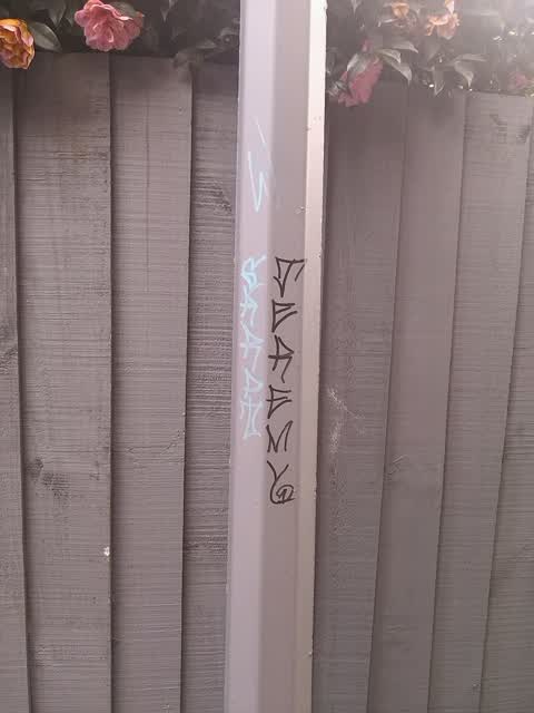 Graffiti, a report photo
