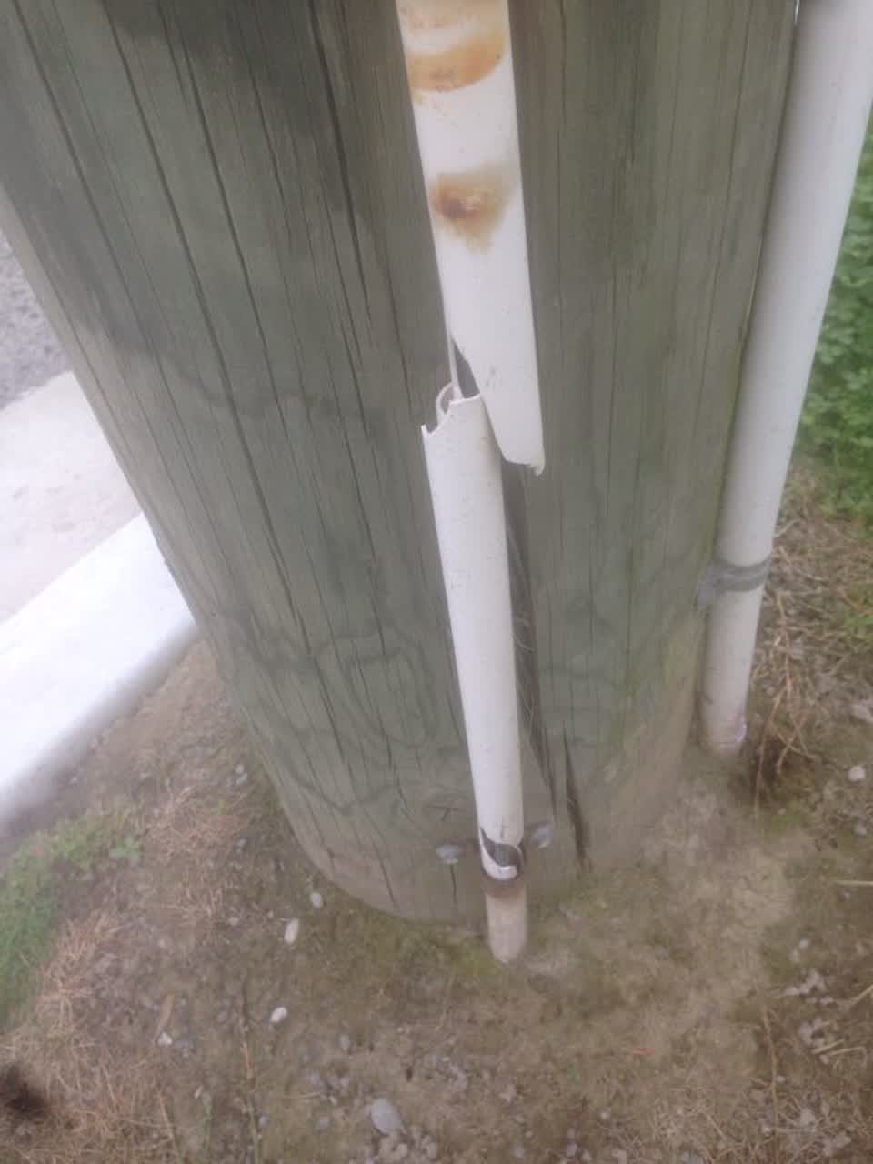 The photograph attached to this roading/streets report