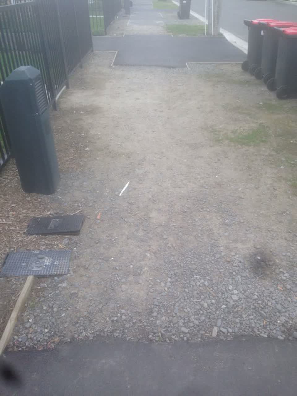 The photograph attached to this roading/streets report