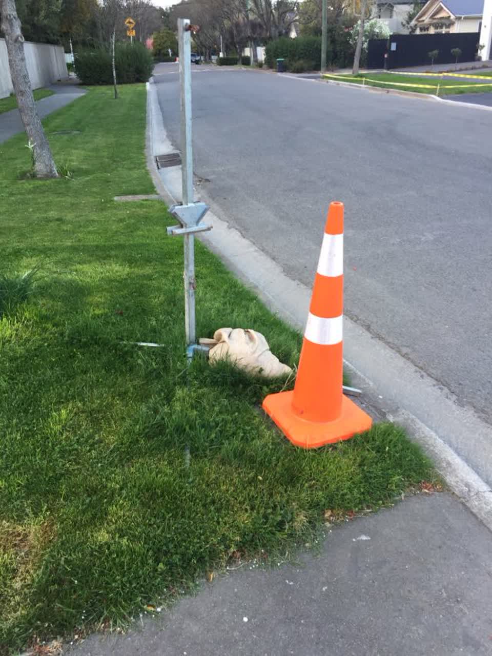 The photograph attached to this roading/streets report