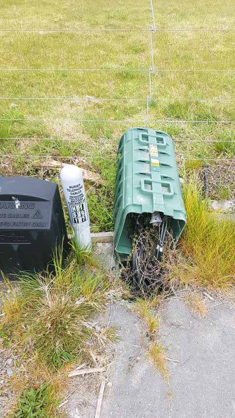 Roading/Streets, a report photo